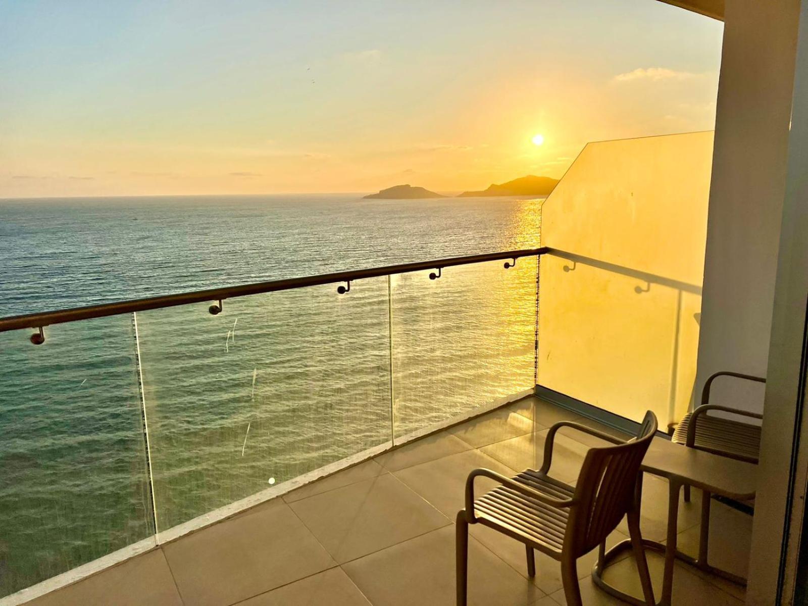 Sunset View Malecon 1404 Vista Panoramica Al Mar Appartement Mazatlán Buitenkant foto